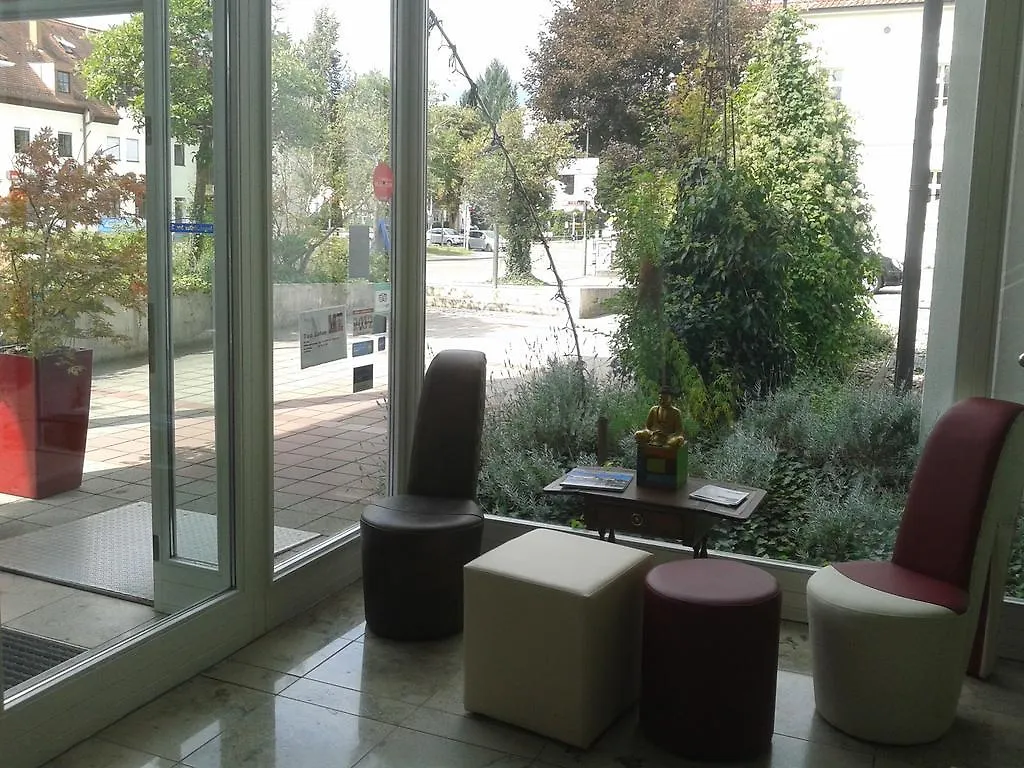 Hotel am Fluss Neuburg an Der Donau 3*,